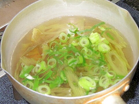 ネギとフキのお味噌汁